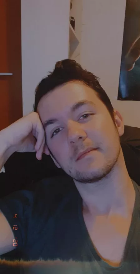 Looking for more PSN friends. DM me for the PSN. 😋✌🏻 by CdStar25