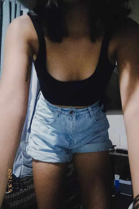 Looking for sd dm me 💦 by Simi_1515