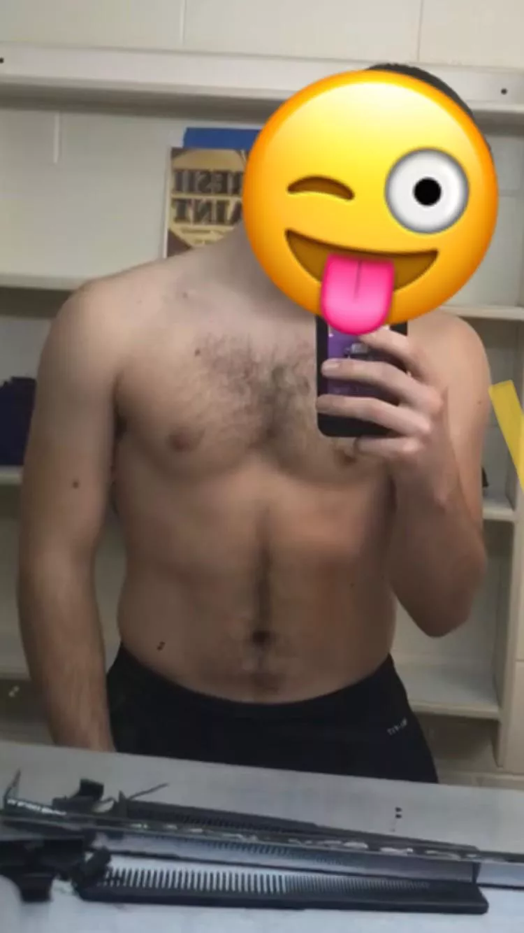 Looking for sluts to please me posted by Dcsbest124