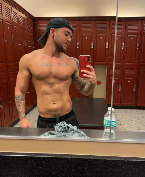 Looking for some gamers. Playing cold War atm. Hmu 🤙 by AskOdin