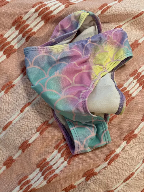 Looking for some like minded panty friends. by Kappa2269