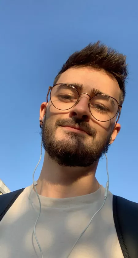 Looking for some queers to play Overwatch with! Leave your add below~ ✨ by PatronusBoii