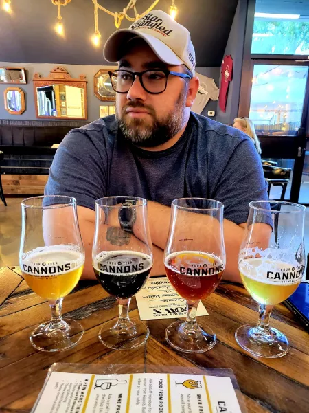 Looking for some younger twink boys to chat with by PhoenixBear1775