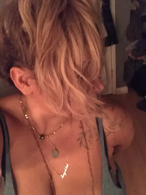 Looking for so(m)eone to (f)ulfill her now. by Kaptnk211