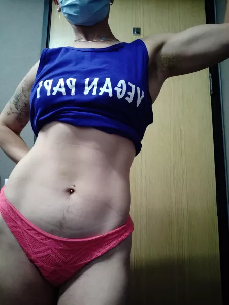 Looking for vegan junkfood (read: cuntfood) in my area. Any queers serving some up? by queerfluid