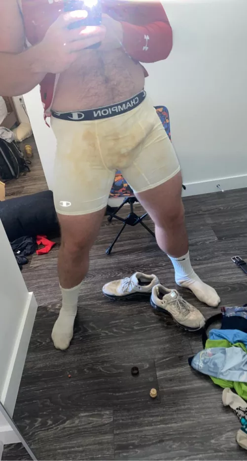 Looking for younger bros, teammates, and frat guys by fratkinkster