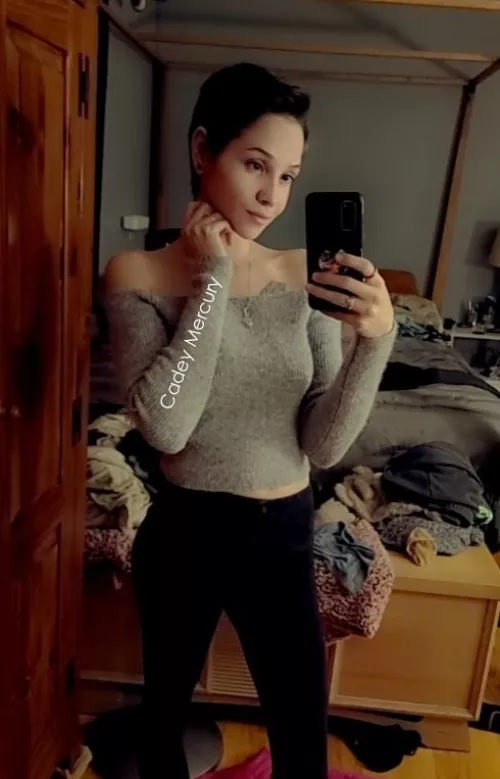 Looking Good by rockeye44