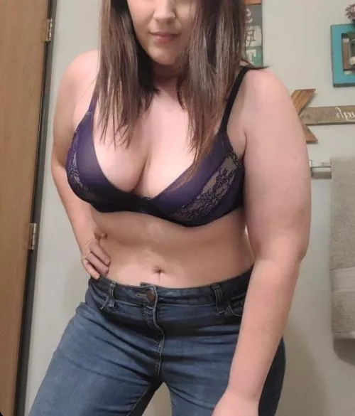 Looking good in blue by mia7693