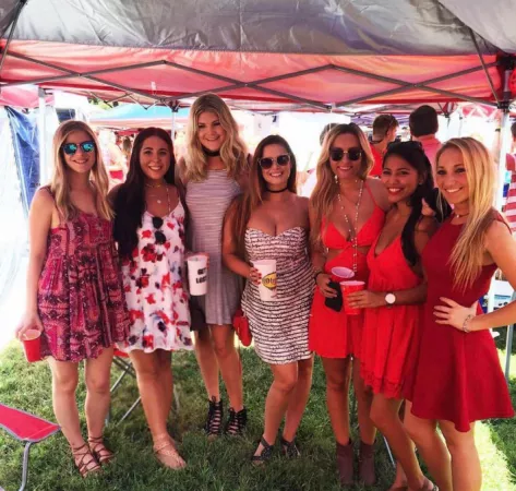 Looking hot like the weather by Chaturbater1