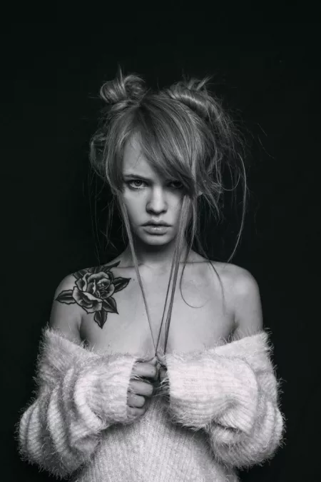 Looking like a very bad girl by [deleted]