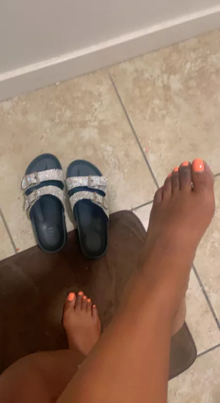 Looking suckable? I think they look like juicy peaches 🍑 sweet and soft! by Thicccjazzyxxx