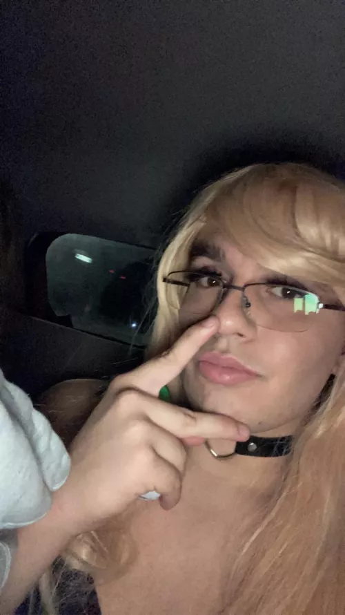 Looking to be made someone’s Bitch near Daytona FL Hit me up by LashesAreLife