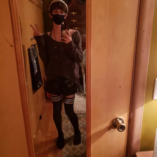 Looking to chat🙃 by stephenie332