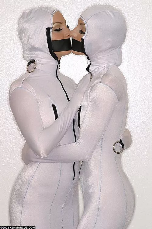 Looks like fun by happyholland