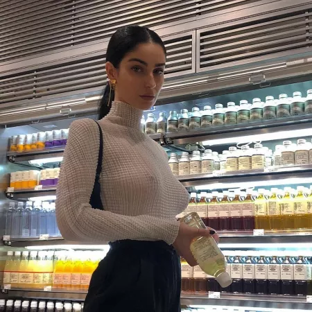 Looks like the refrigerated case is nice and cold by DrShrinker2