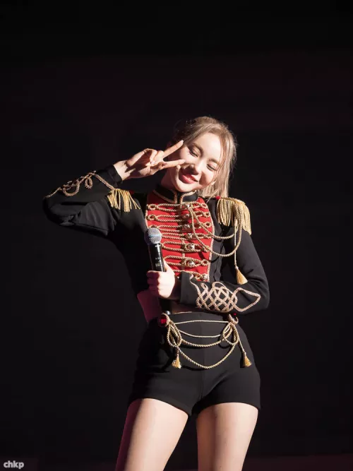 loona - jinsoul by bling24k