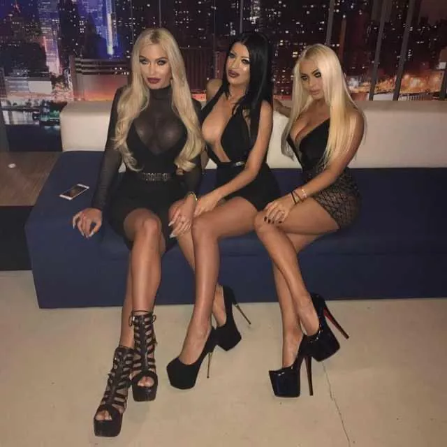 Loredana Chivu & Friends posted by Max_D119