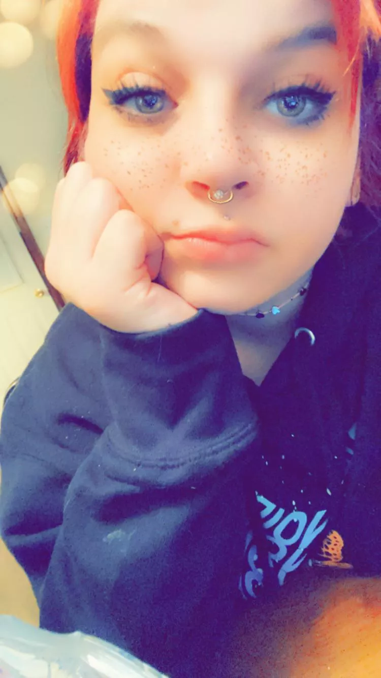 #lostlittlegirl 🏳️‍🌈 posted by princesss-mari