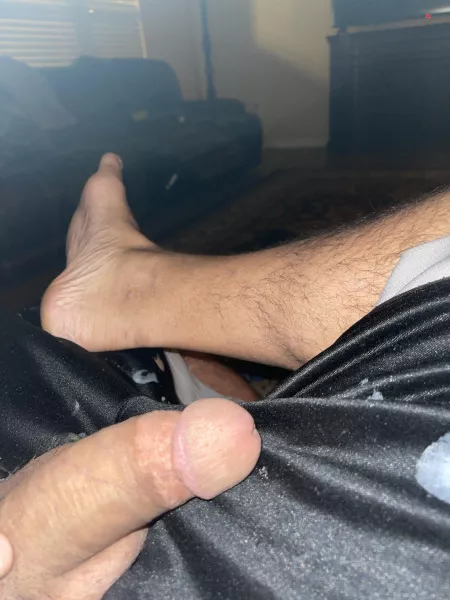 Lotioned my feet, now waiting for someone to help get my cock hard and worship my size 17s. 🤤🥴 by Myteetharedry69
