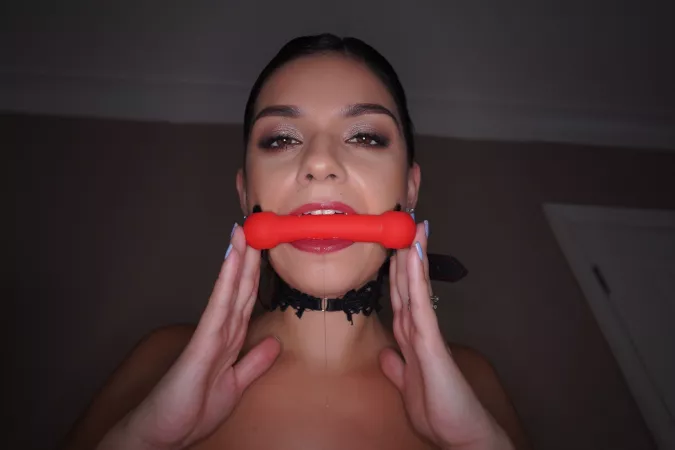 lots of drool.... by zaramae_model