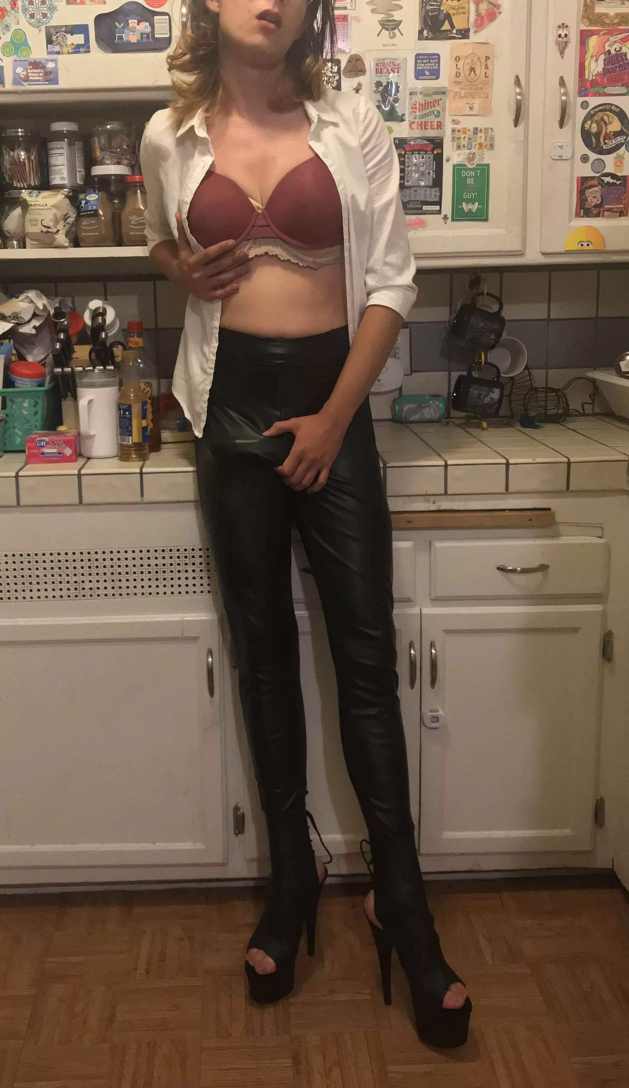 Lotta meetings today, your boss could use some help relieving all the tension 😘 posted by PM_ME_SUM_LEGZ