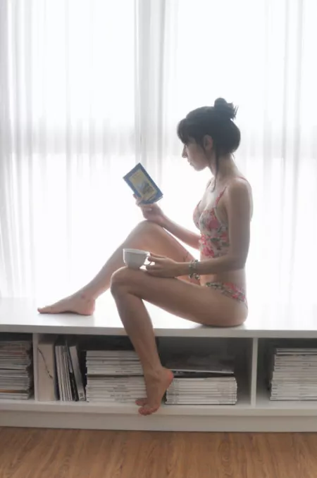 Lounging around by bubblr