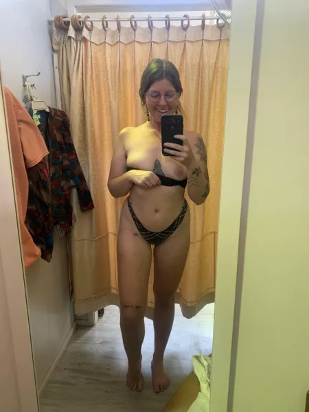 Love a good change room selfie 🤪 by WickedWendyX