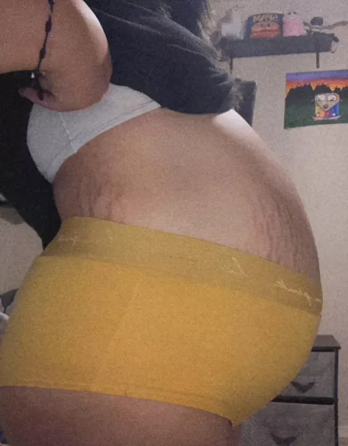 Love being preggo 🤍 by Milkymooon66