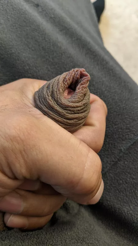 Love being uncut!! by leaflover29