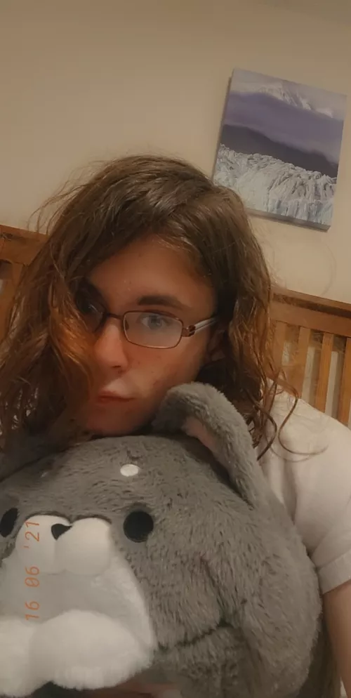 Love cuddling with plushies! by WeebWaug