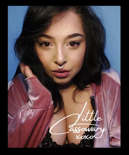 Love from your favourite sweet birdie 🐦 (27F) by littlecassowary