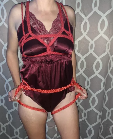 Love handles with chest clinch harness - amateur by Bonsia_nsfw