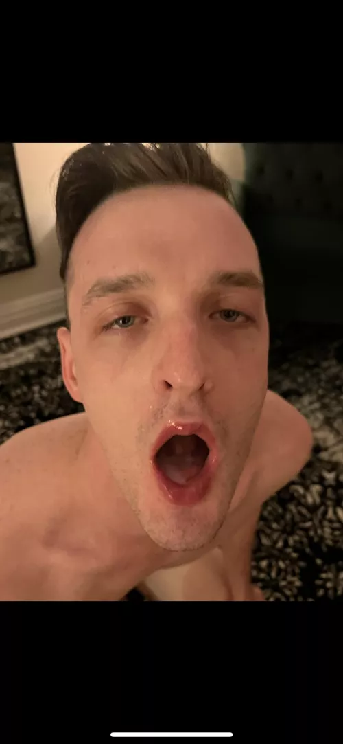 Love helping out a friend by 9innick