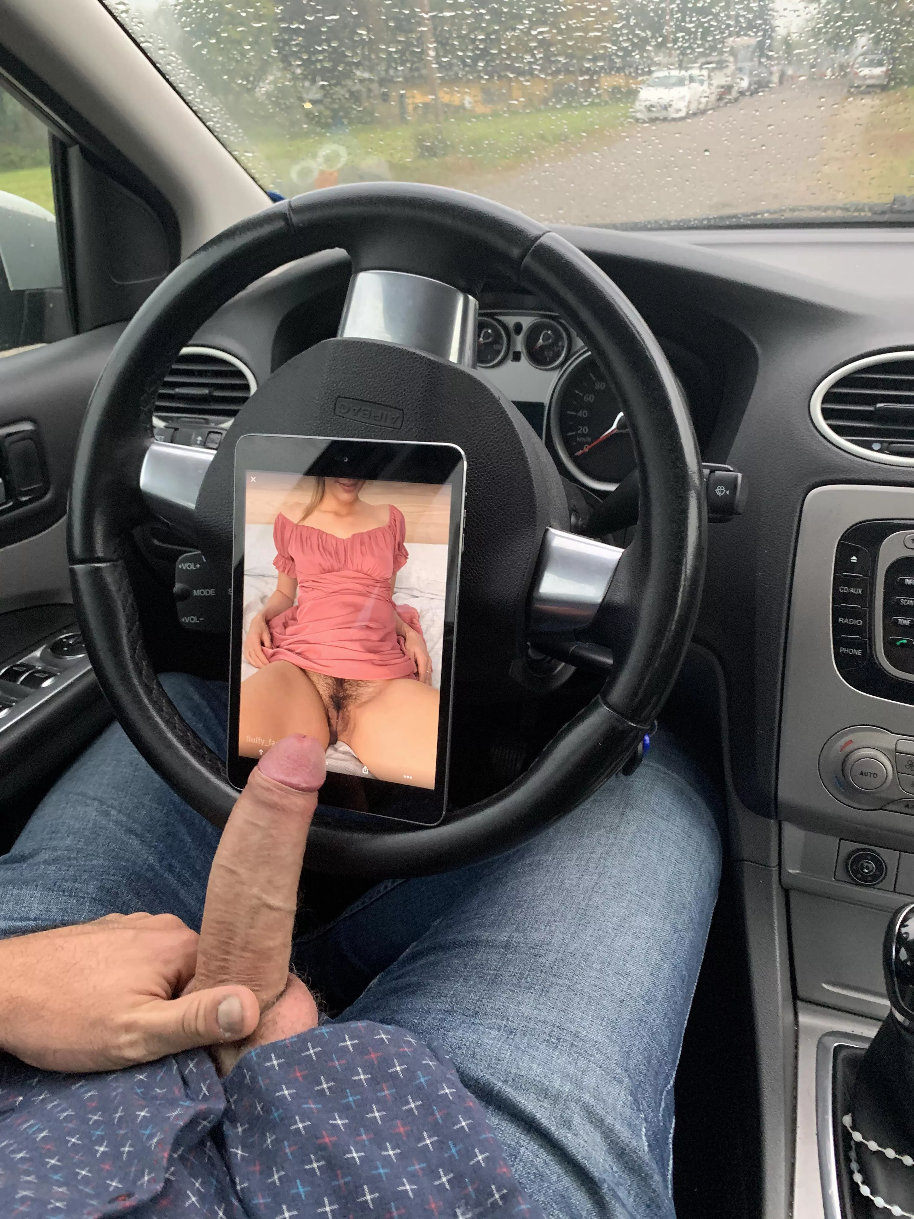 Love her hair…trb posted by mario197666