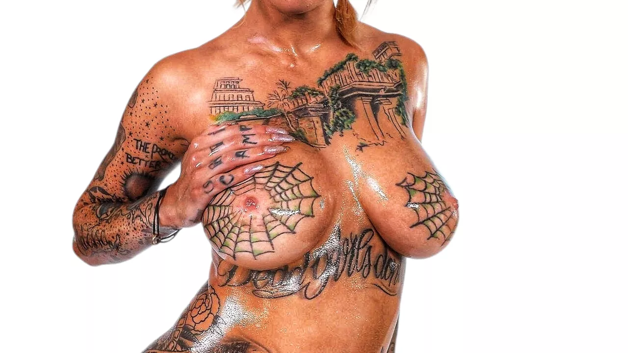 Love her tattoo posted by vina007