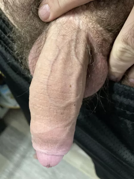Love how veiny it is? Maybe you should feel them with your tongue 😉🥵 by DaddyThicccness8