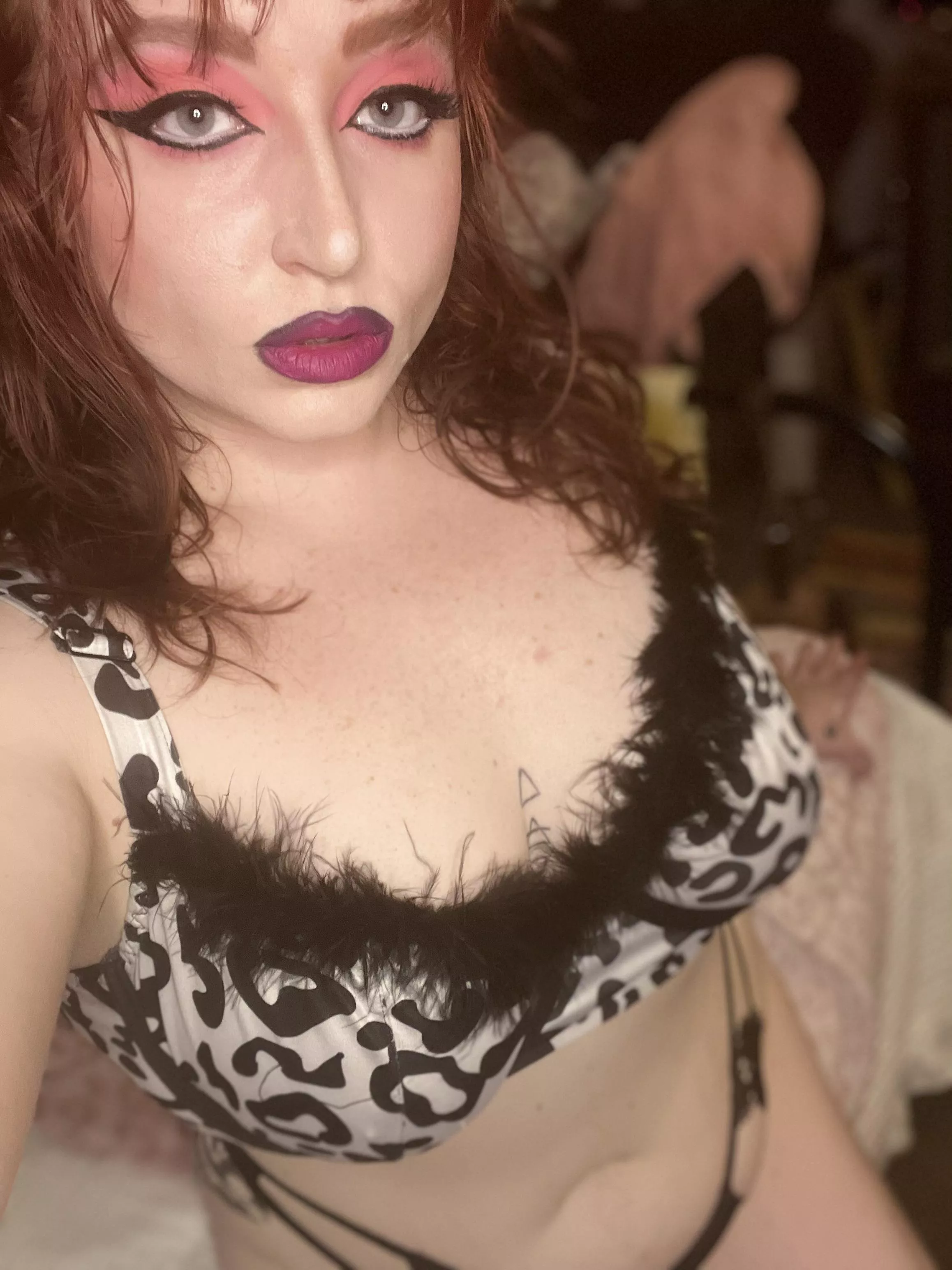 Love molding myself into the perfect doll. posted by Puzzleheaded_Air_122