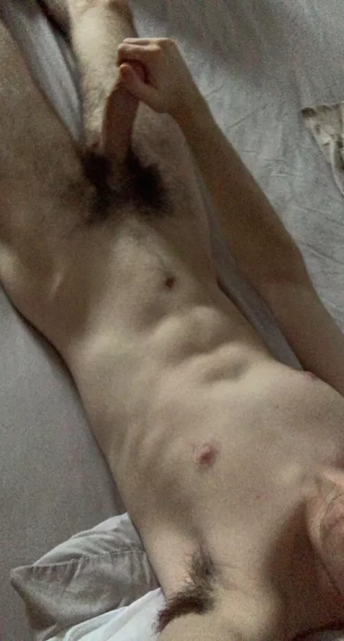 Love my big bush, msg me if you have one too by sharry_18