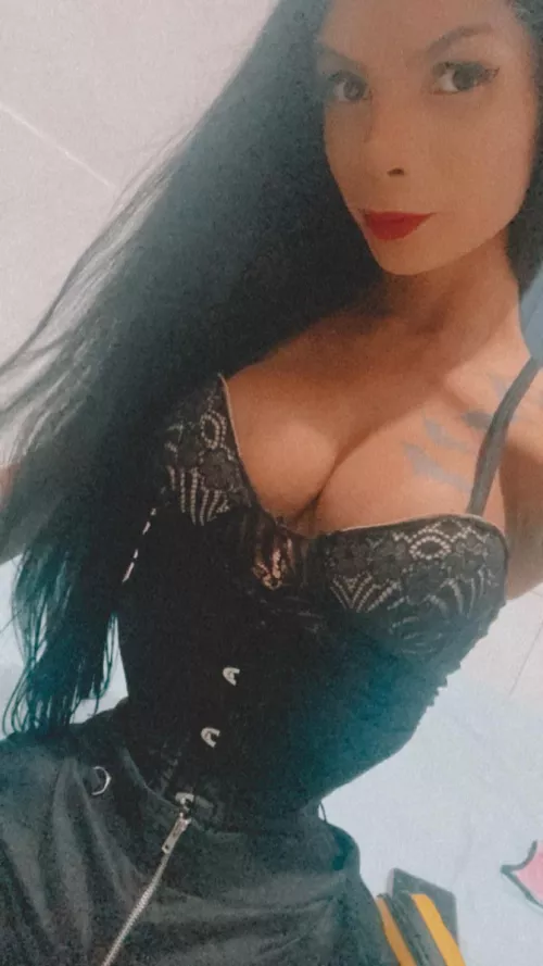 Love my corset. 🖤 by aryella6