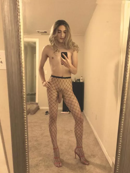 love my red dress but this is more comfortable by _honeybellaa