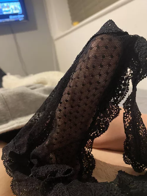 Love my sis’s panties shall I cum in them? by FragrantPark9156