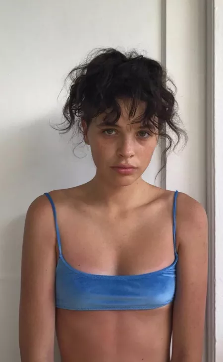 Love petite girls (b.1997) by hankk2021