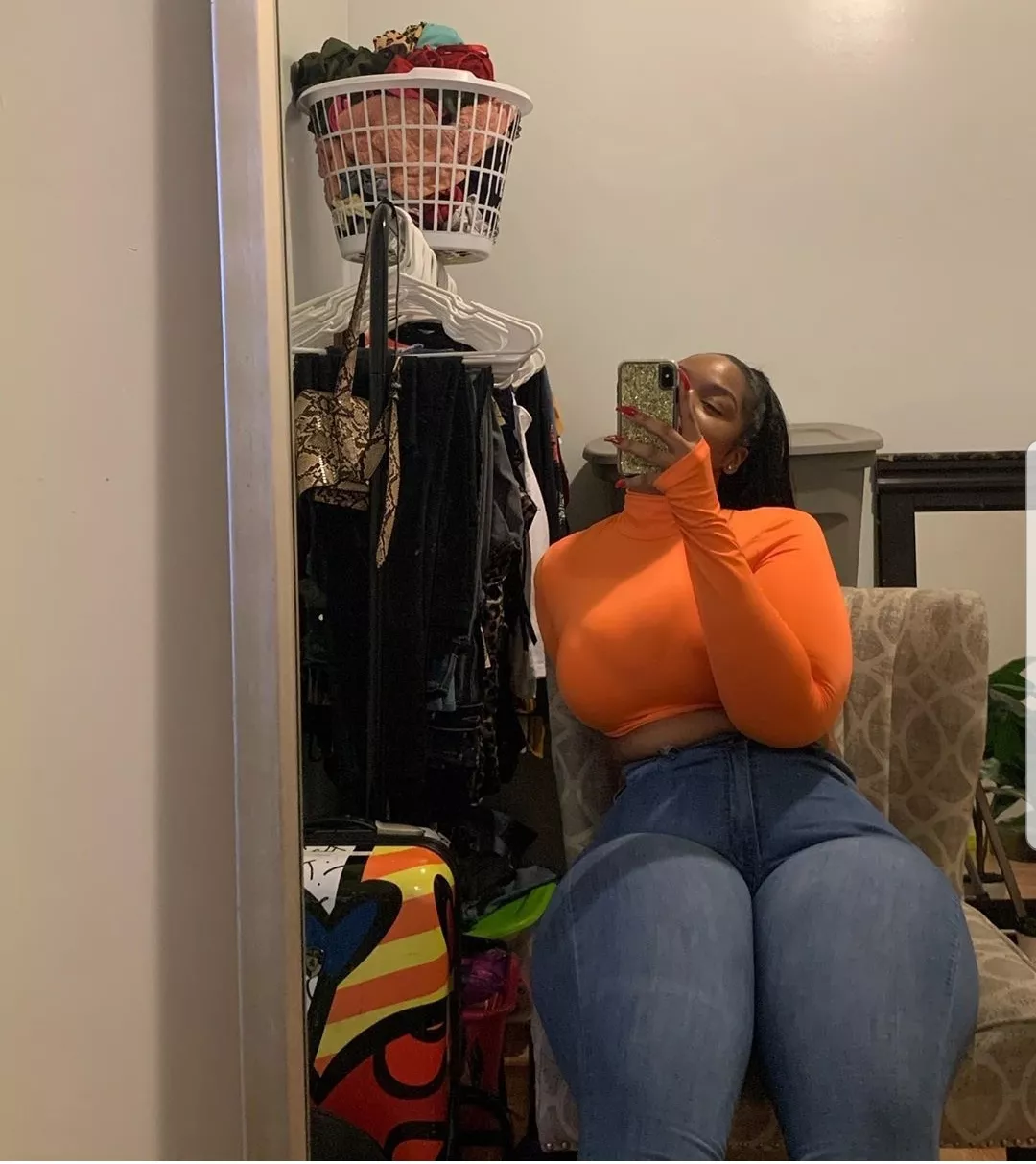 Love seeing thick thighs in Jean's posted by [deleted]