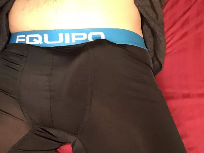 Love Smoking Women. Looking for others to explore this with. Looking in Michigan or Indian but would love to hear from anyone who could help with this kink.