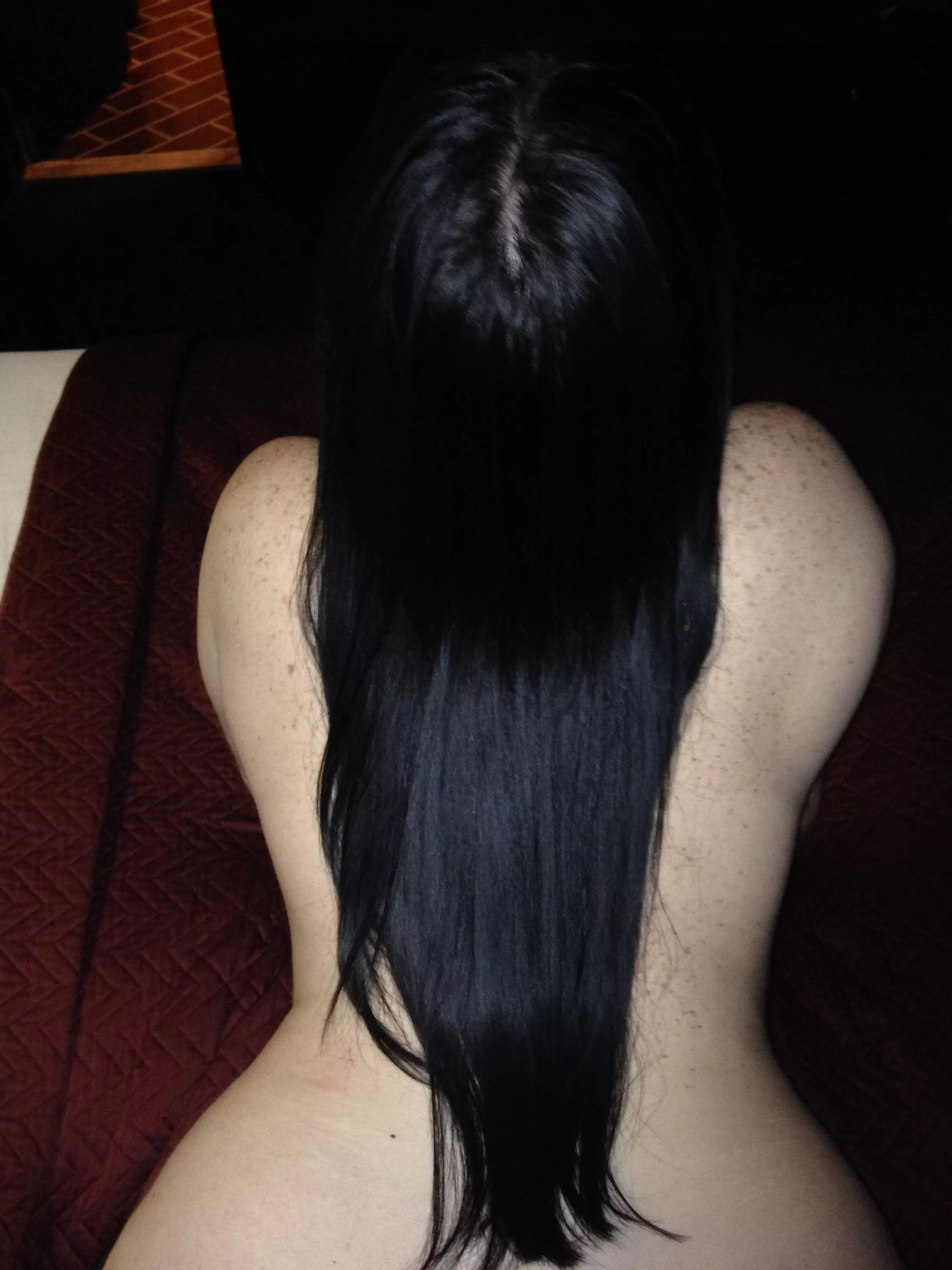Love the way her long hair flows down her back. posted by NatEIce27