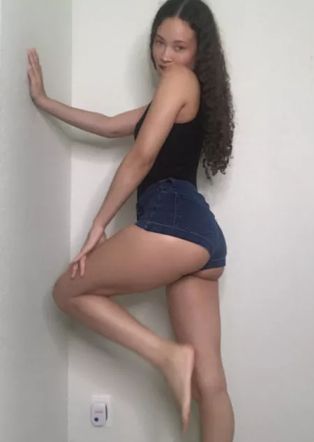 Love these short shorts 💕 by Tyniasworld