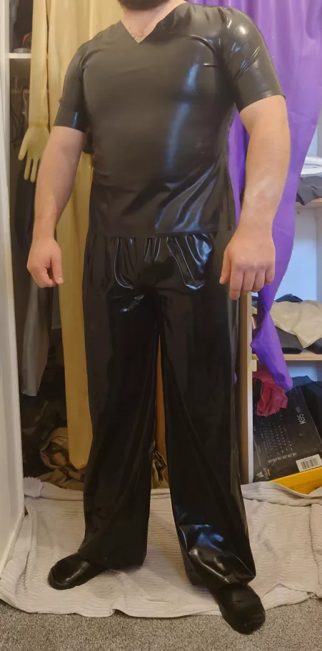 Love this combination from LatexCatfish by Ecosse5