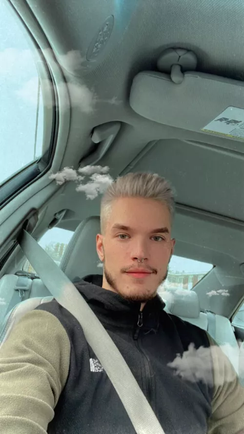 Love this filter hah. Wish I was this tan in real life. by Dwoobi