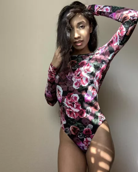 Love this floral bodysuit 🖤 by xprincessamorx