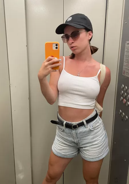 Love this top 🍏🍏 by Julianna_47